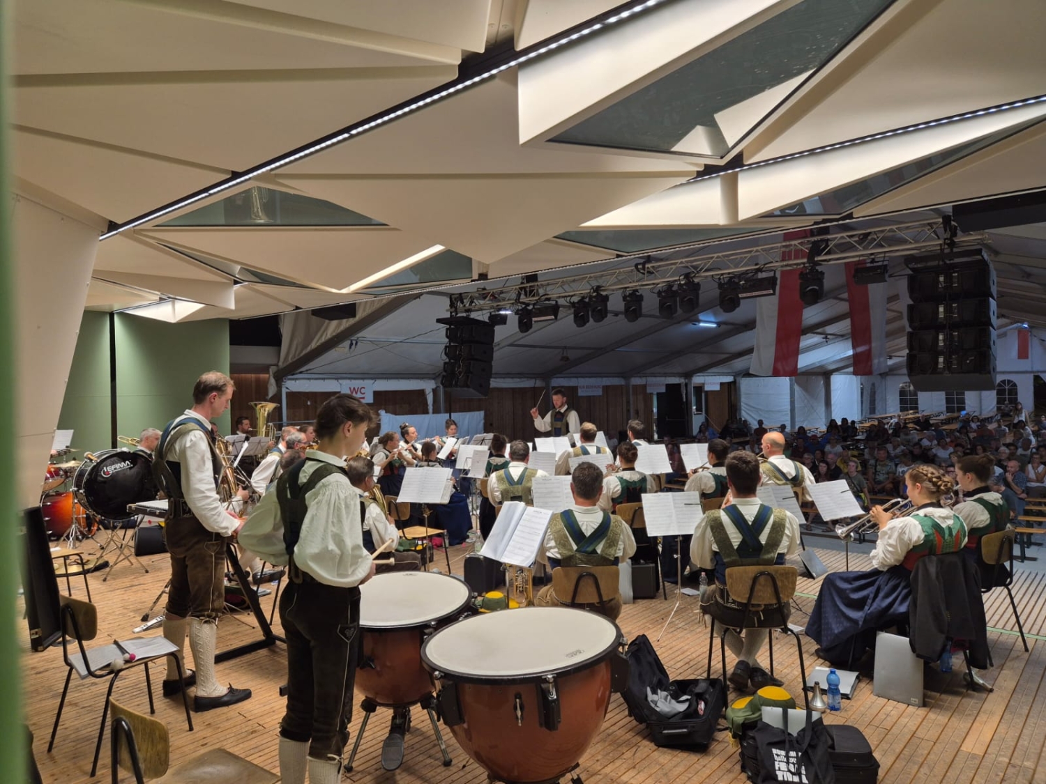 WhatsApp Image 2025-10-06 at 00.08.57